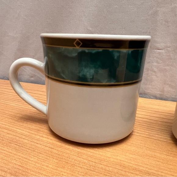 Vintage Gibson Royal Duchess Blue Navy China Set of 2 Coffee Tea Mugs Cup 1990's - Picture 5 of 9